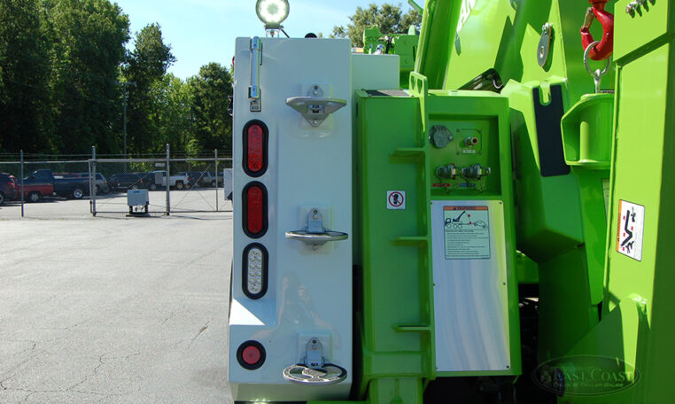 2017 Peterbilt 389 35-TON Truck & Jerr-Dan Wrecker JFB ...