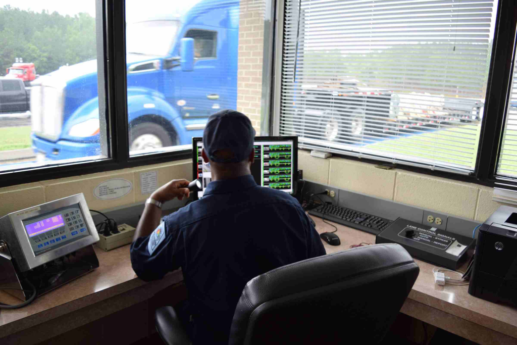 Nearly 2,000 trucks placed out of service in Texas during Roadcheck inspection blitz INSPECTIONS