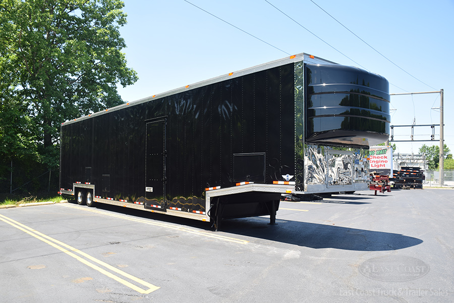 2019 Black Kentucky XL12 Enclosed Trailer (19.5" tires) Stock9850N