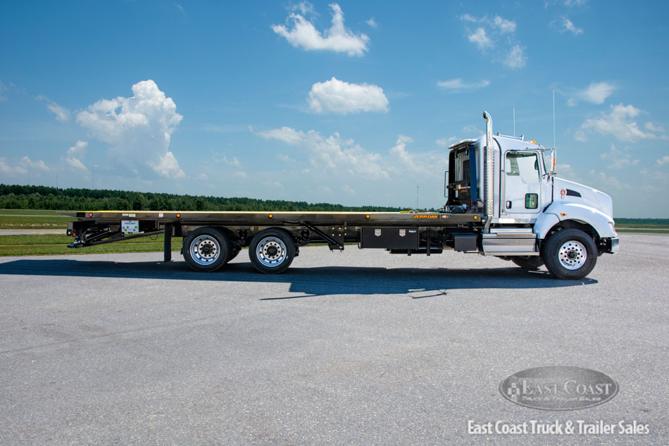 2018 Kenworth T440 6X4 &amp; Jerr Dan RS 10 Ton Industrial Carrier