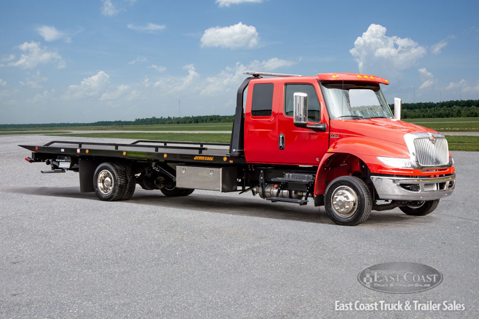 2020 International MV Extended Cab & Jerr-Dan 22x102 SRR6T-LPW