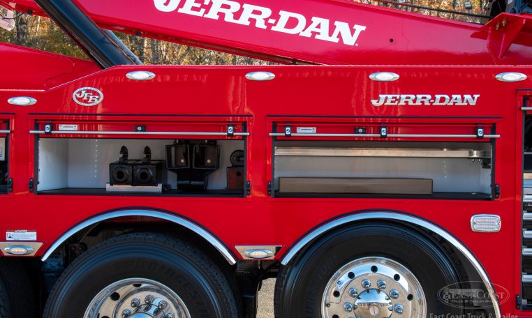 13851N Red 2023 Peterbilt_389 Jerr-Dan 60-Ton Heavy Wrecker