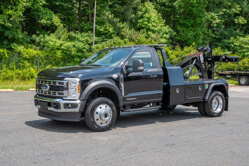 2024 Ford F-550 4x4 & Jerr-Dan MPL40