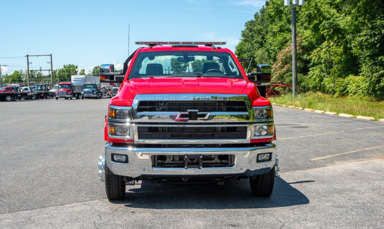 2023 Chevrolet 6500 & Jerr-Dan 20x102 SRR6T-LPW in Red - Stock#13285N