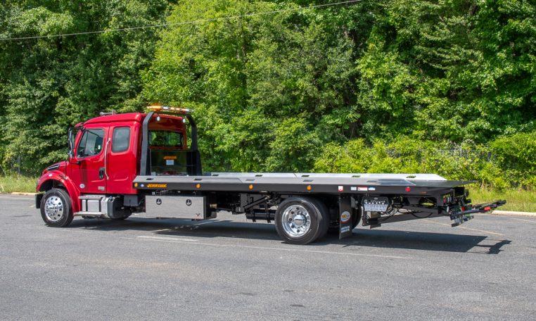 2024 Freightliner M2 Extended Cab & Jerr-Dan 22x102 SRR6T-LPW w- Auto Grids in Legendary Red - Stock#14076N