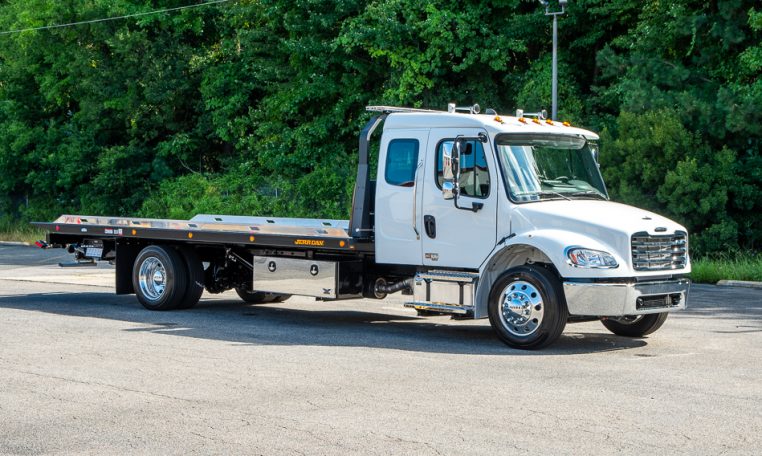 2025 Freightliner M2 Extended Cab & Jerr-Dan 22x102 SRR6T-LPW in White - Stock#14074N