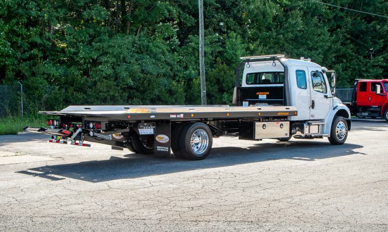 2025 Freightliner M2 Extended Cab & Jerr-Dan 22x102 SRR6T-LPW in White - Stock#14074N