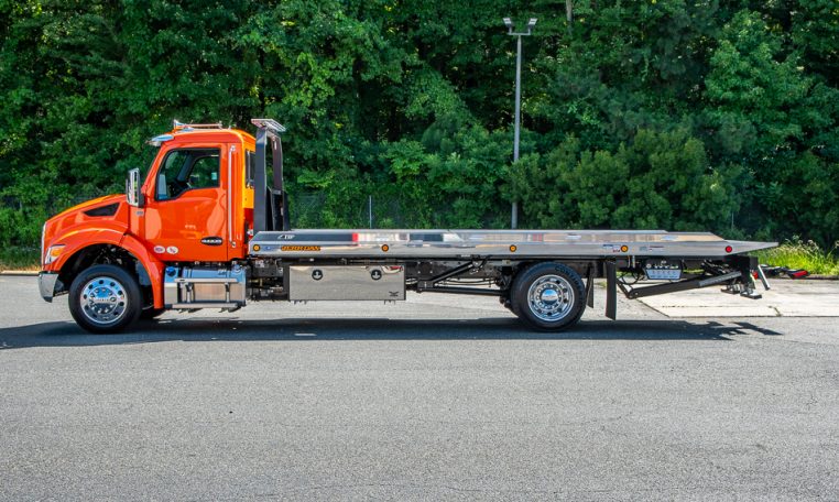 2025 Kenworth T280 & Jerr-Dan 22x102 SRR6T-LPW in Orange - Stock#13945N