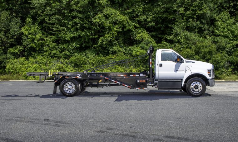 2024 Ford F-750 & Galfab 30K Outside Rail Hoist in White