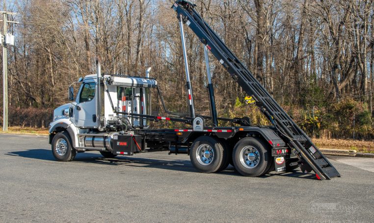 Western Star 49X & Galfab 60K Outside Rail Hoist-1