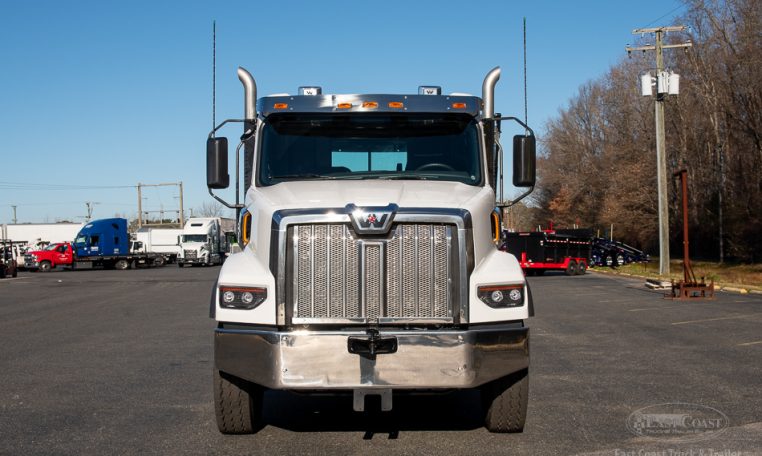 2024 Western Star 49X & Galfab 60K Outside Rail Hoist in White-1