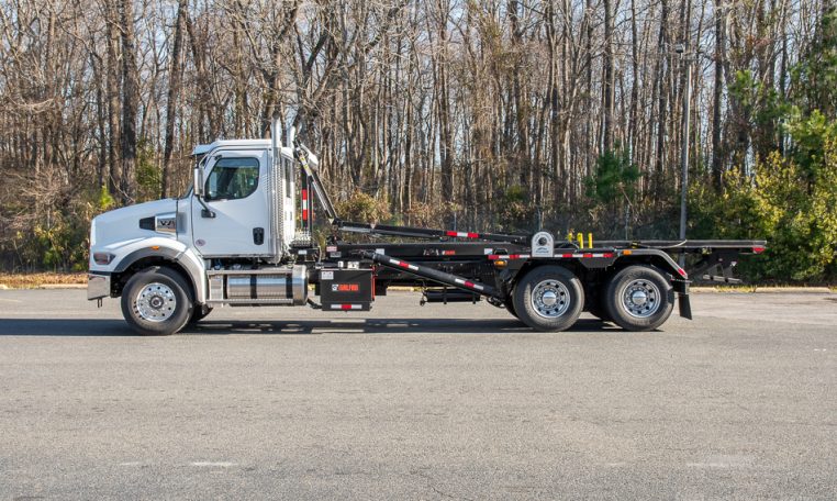 2024 Western Star 49X & Galfab 60K Outside Rail Hoist in White-1