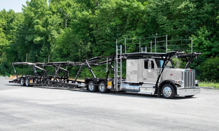 2025 Peterbilt 589 & Cottrell CX-09 LSFA 80ft in Quicksilver