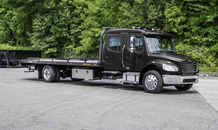 Stock_Photo 2025 Freightliner M2 Crew Cab & Jerr-Dan 22x102 SRR6T-LPW HC in Black- Stock#14086N