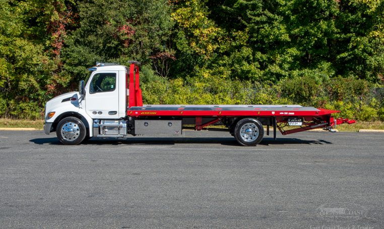 2025 Peterbilt 536 & Jerr-Dan 22x102 SRR6T-LPW in White - Stock#13985N-1