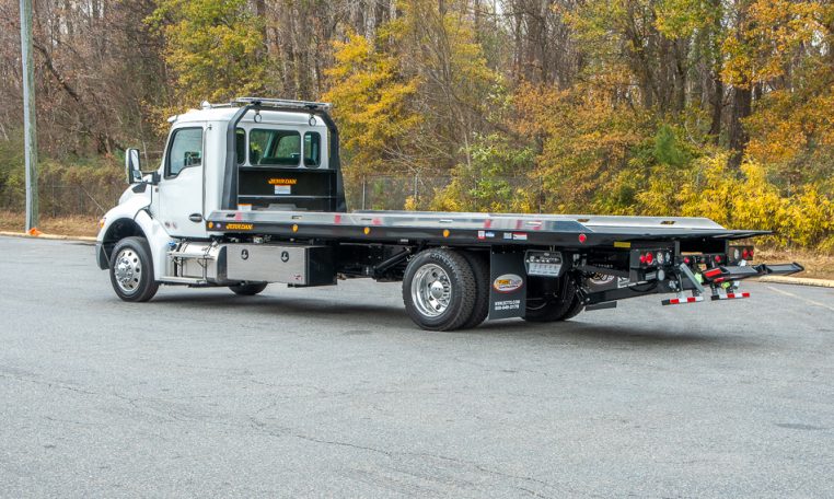 2025 Kenworth T280 & Jerr-Dan 22x102 SRR6T-LPW HC in White - Stock#13940N-1