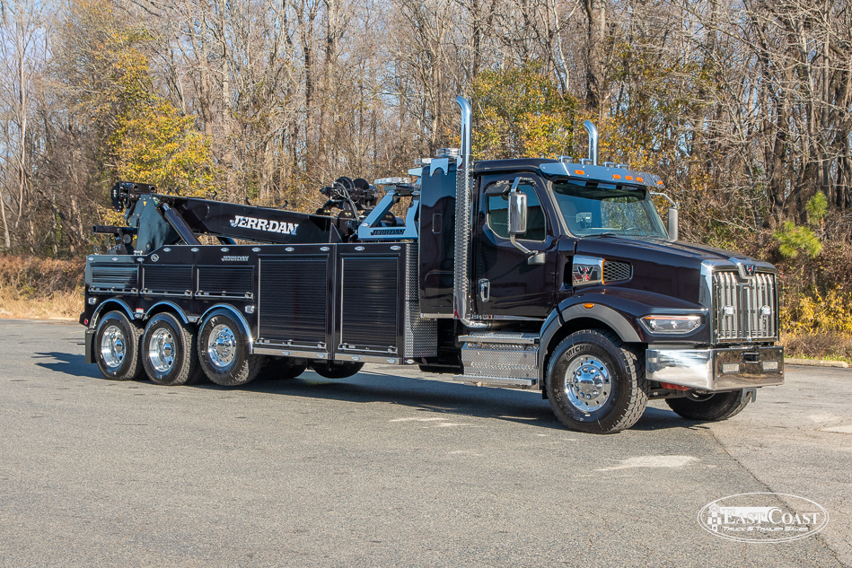 2024 Western Star 49X & Jerr-Dan JFB 50 Ton Integrated Heavy